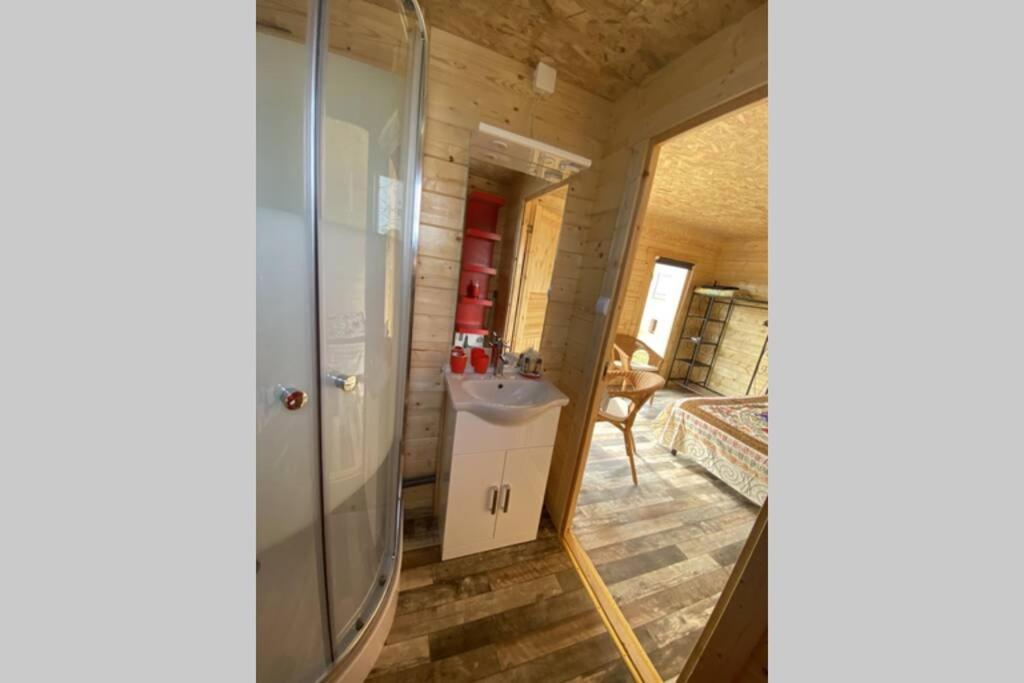 Charmant Chalet Pour 2 Personnes Spa Prive Massillargues-Attuech Kültér fotó